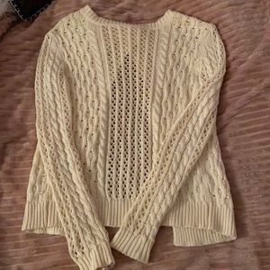 Abercrombie & Fitch sweater
